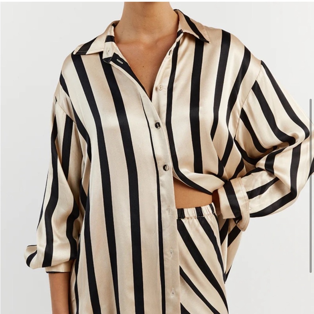 PIPPA STONE LONG SLEEVE SATIN SHIRT